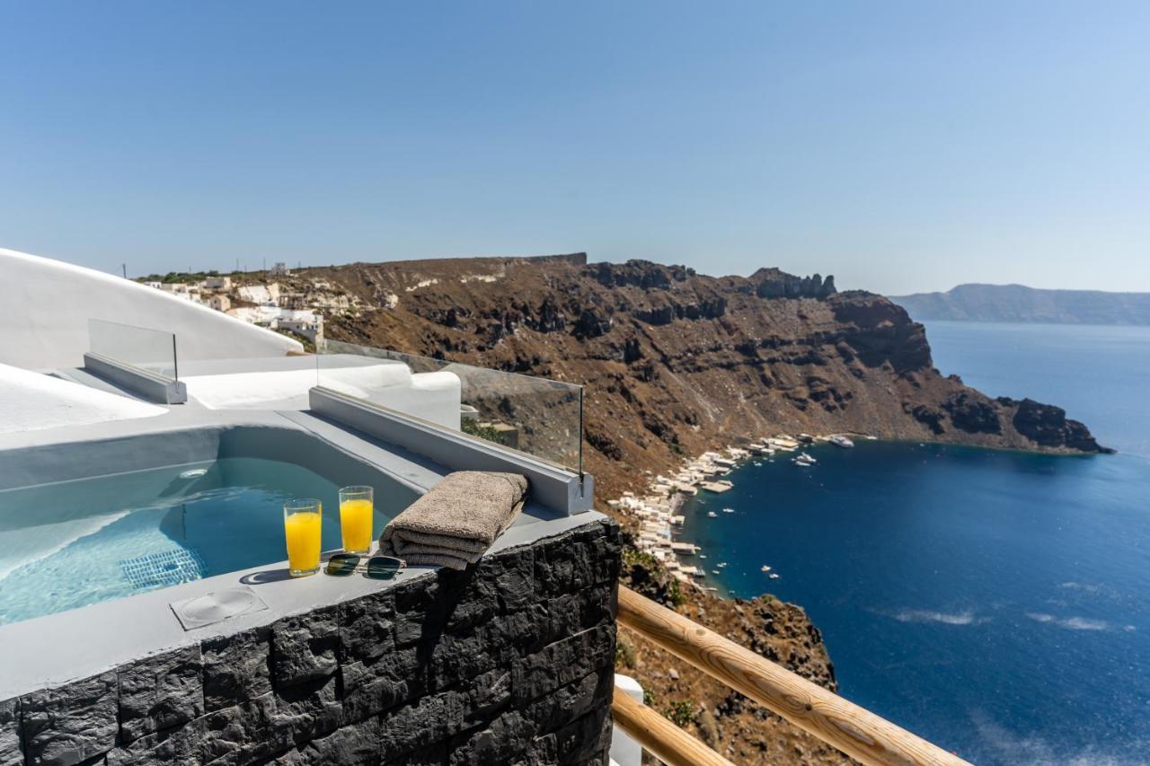 Evanthia Best View Thirassia Island Hotel Exterior photo
